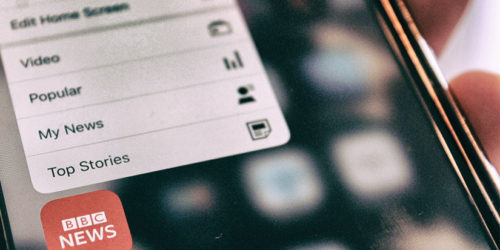 BBC news on mobile app | Readable, free readability test