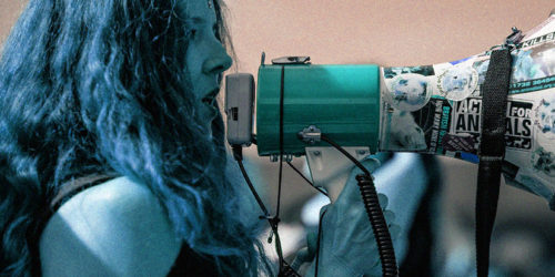 Feminist with speakerphone | Readable, free readability test